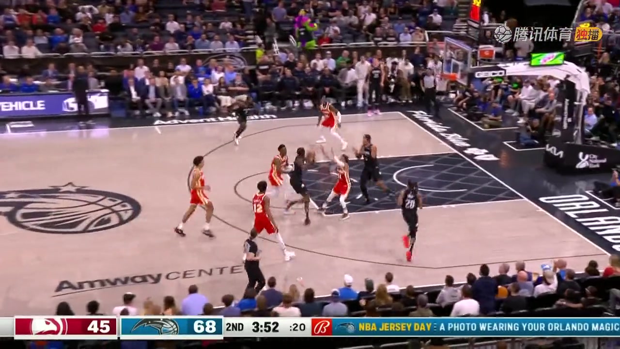 比文班亞馬如何？波爾-波爾持球一條龍反擊轉(zhuǎn)身過人暴扣