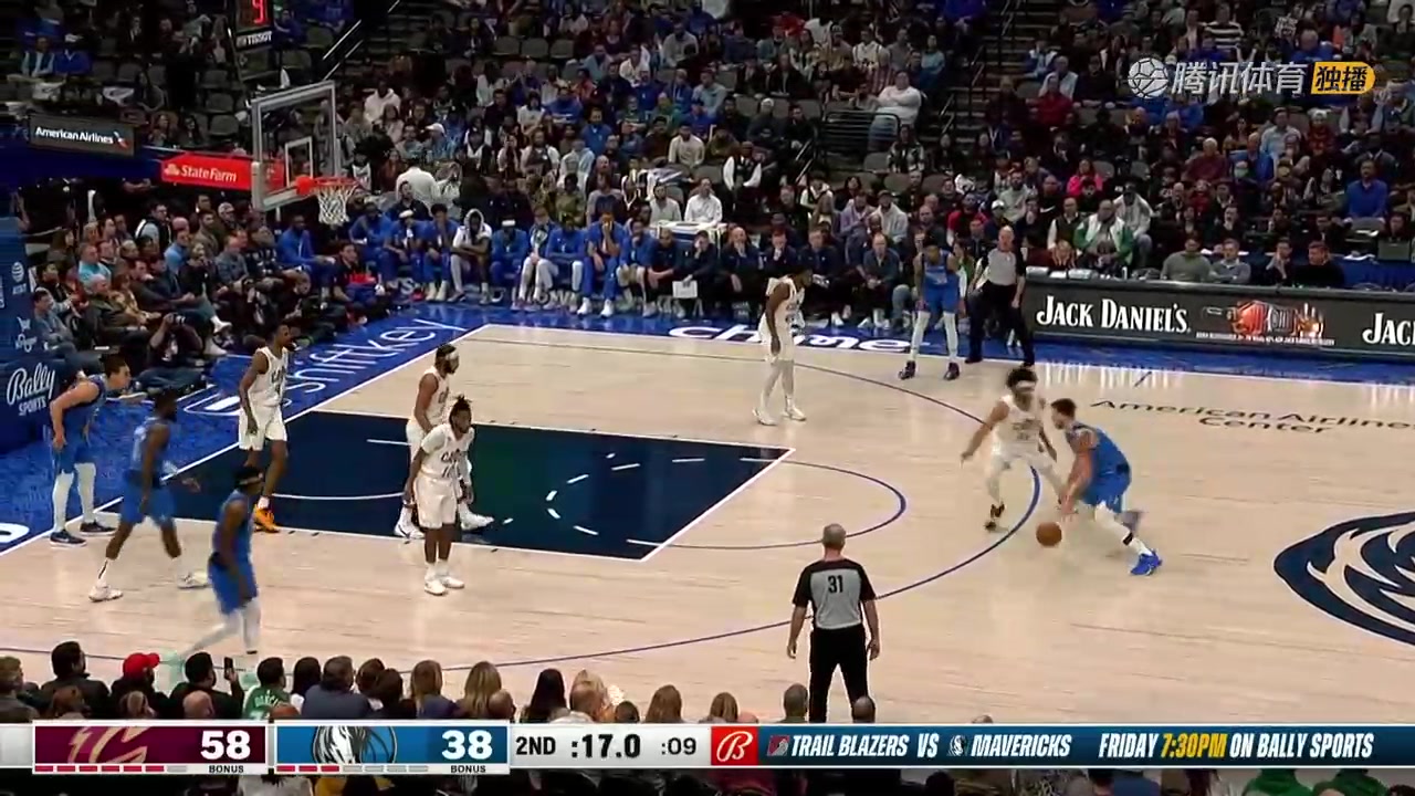 魔術(shù)師附體！東契奇神仙不看人背傳 畢竟周最佳助攻TOP10！